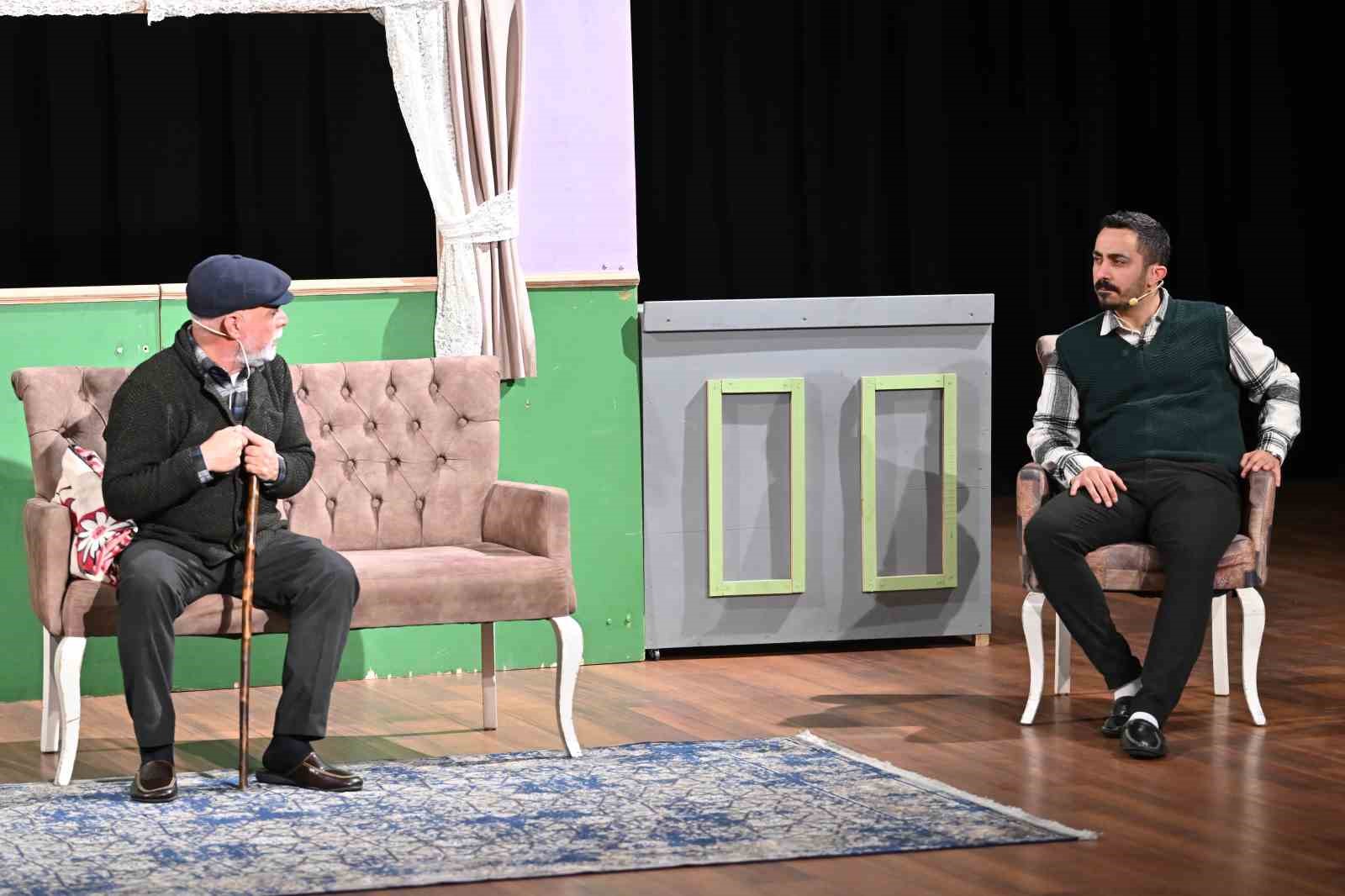 Minikler İstanbul’u sahnedeki rüyada keşfetti
