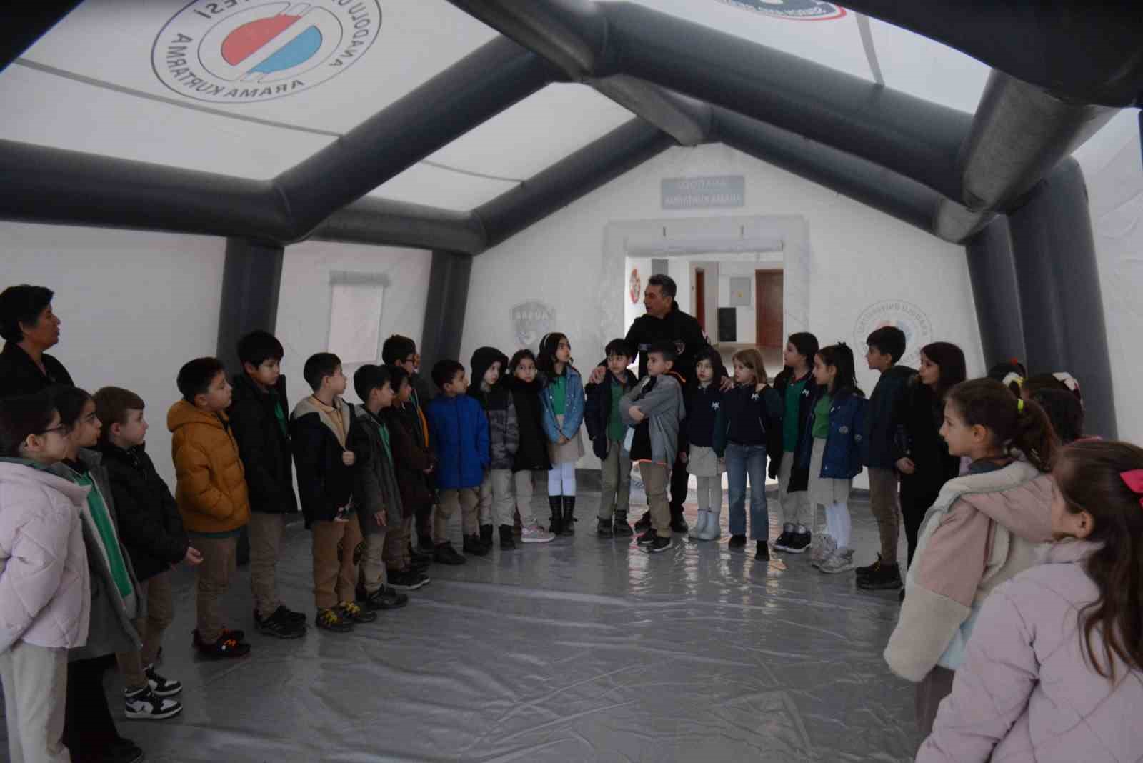 Miniklere afet bilinci aşılandı
