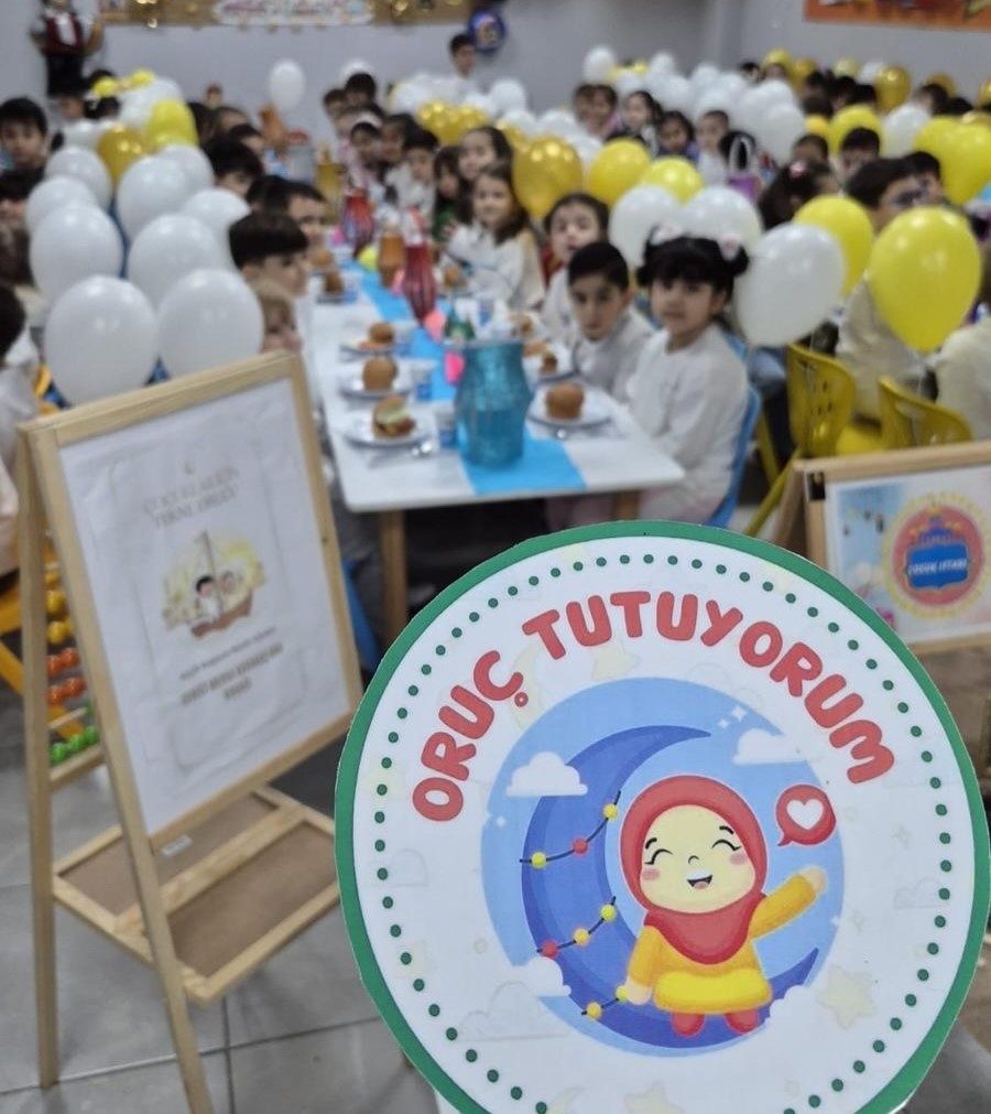 Miniklerin tekne orucu heyecanı
