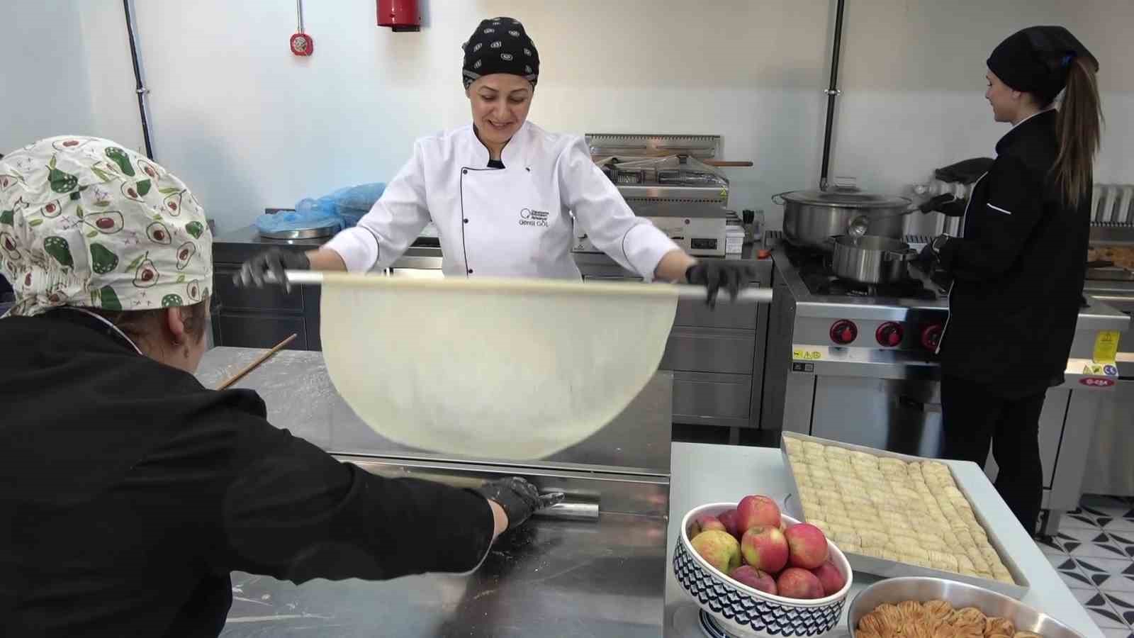 Misket elma tadında baklava
