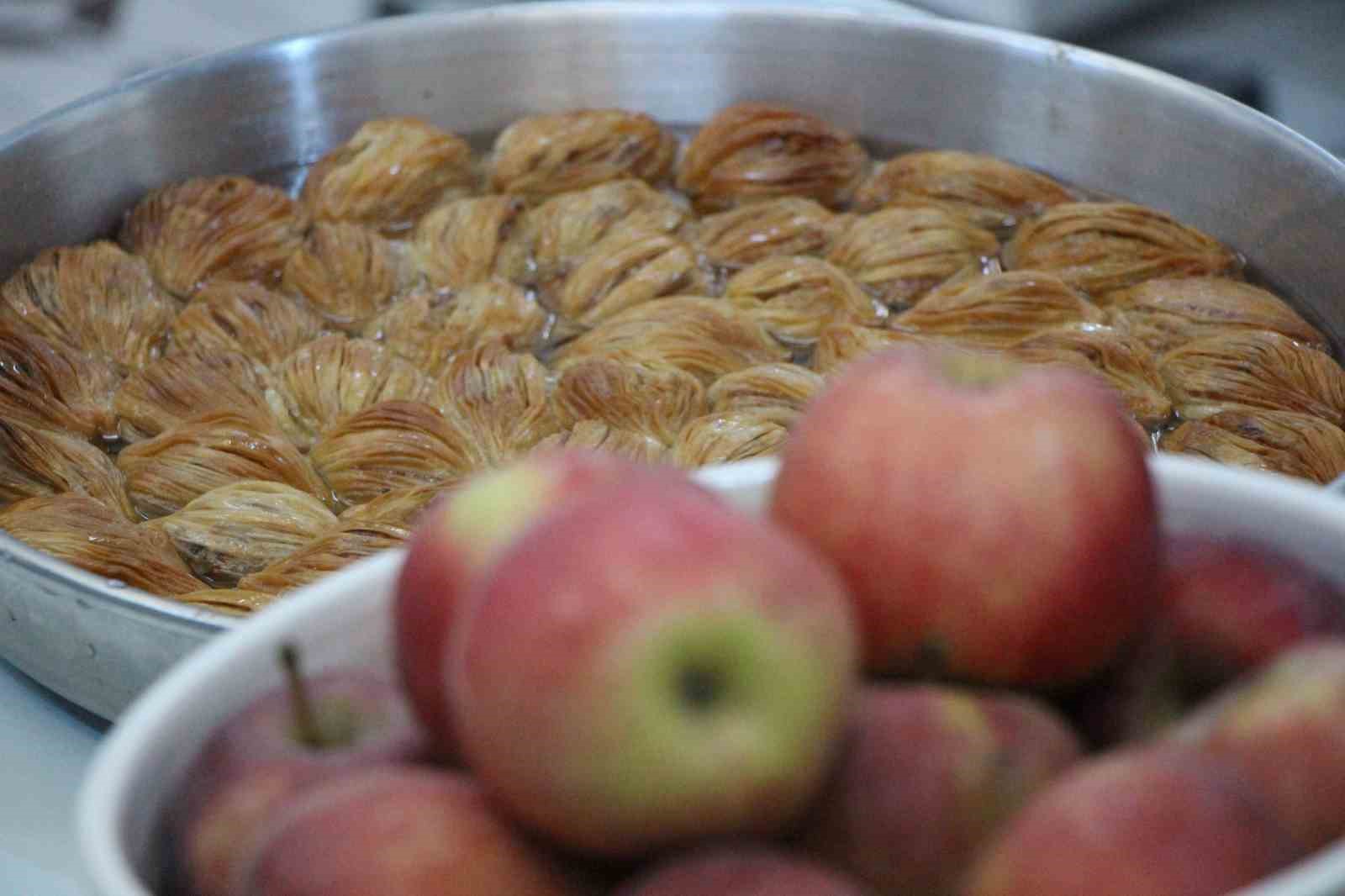Misket elma tadında baklava
