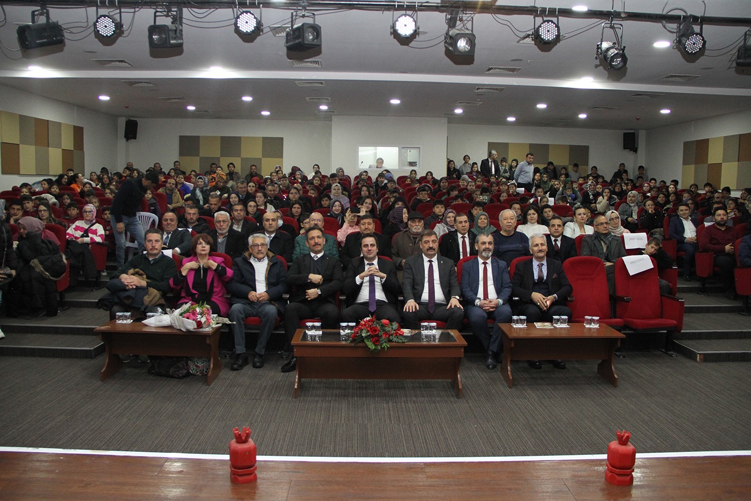 "Mısralarda Saklı Kula Tiyatral Şiir Etkinliği" yoğun ilgi gördü
