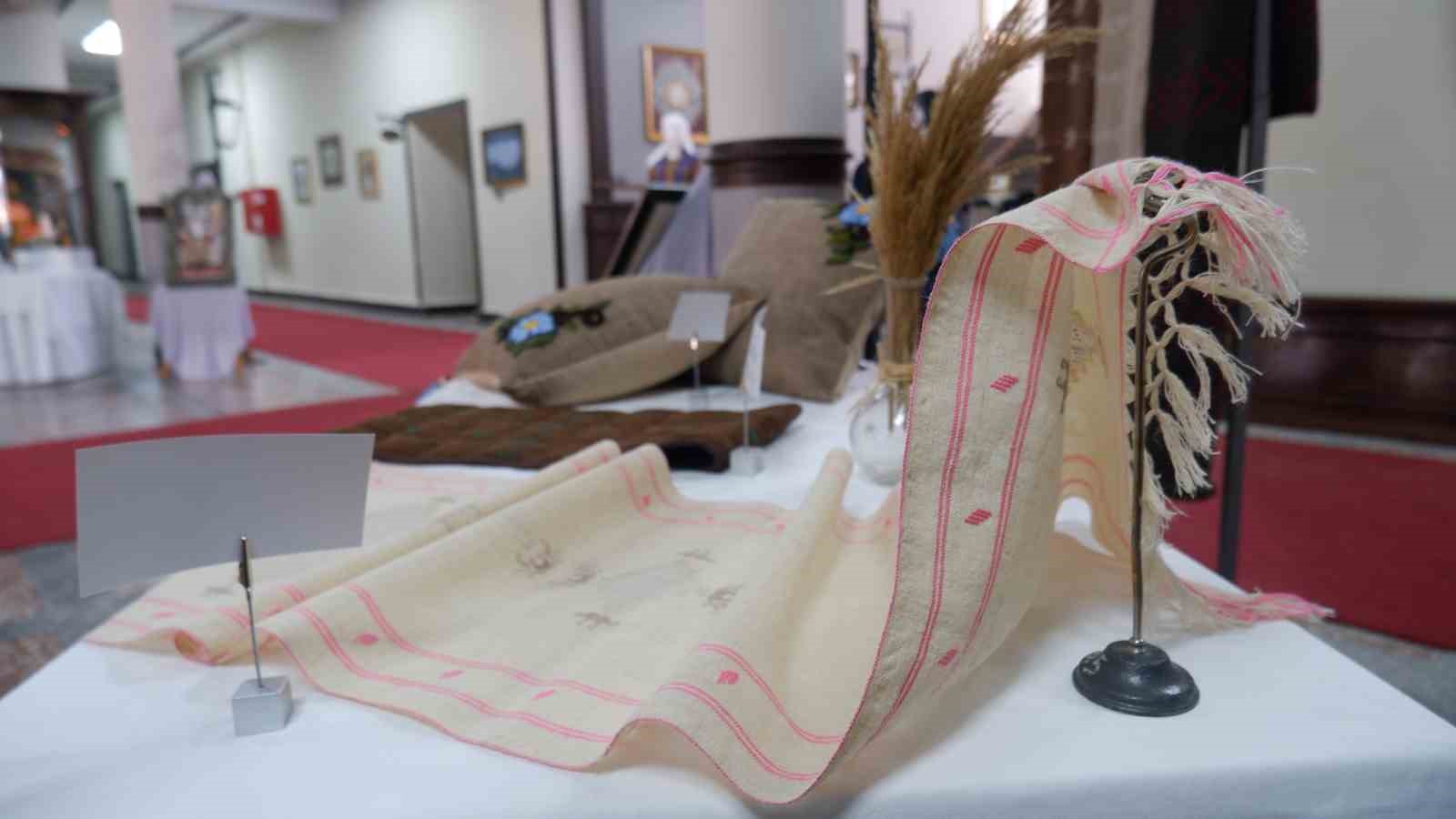 Moda dünyasının yeni gözdesi: Ehram
