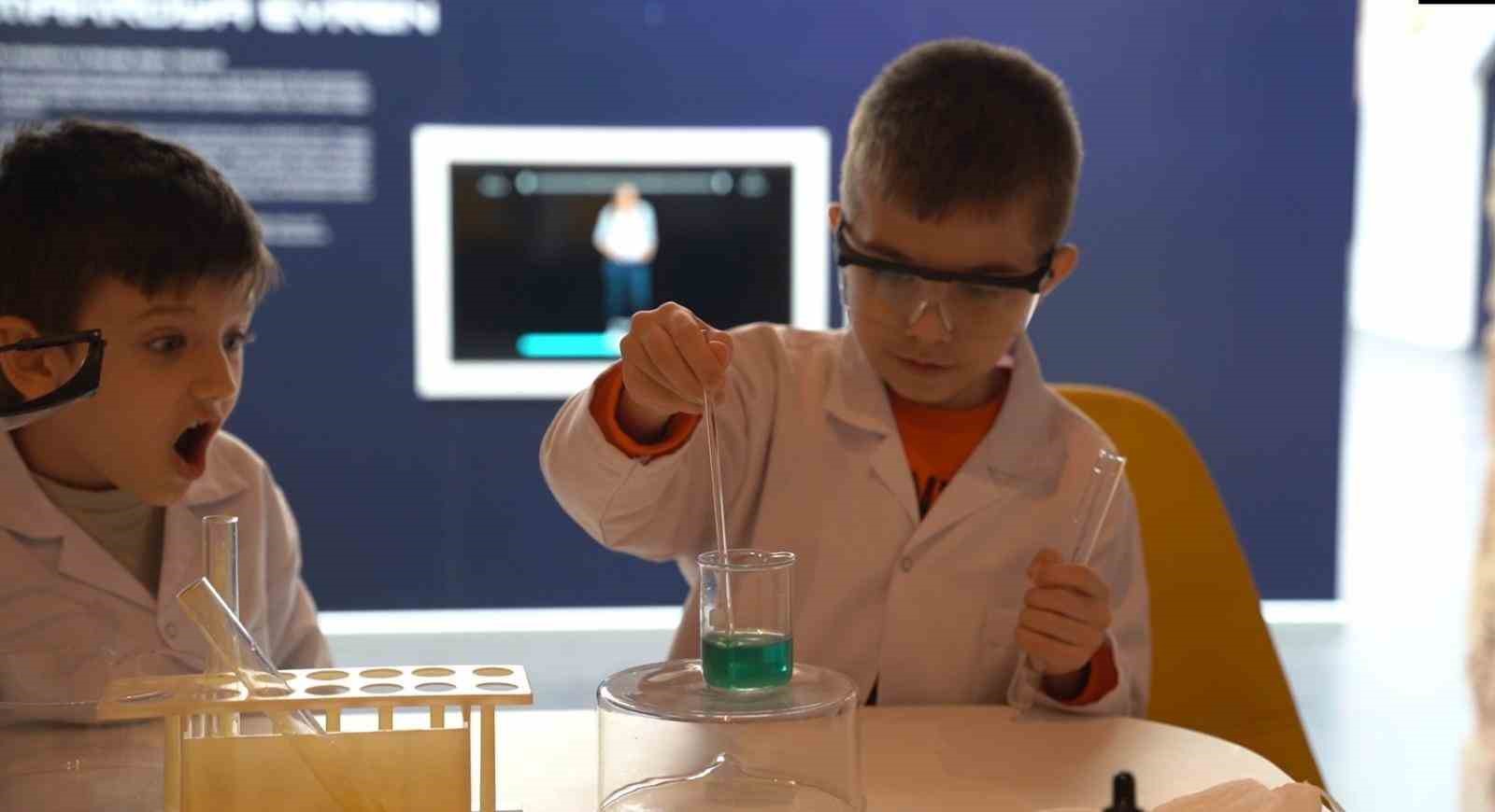 Molla Yegan Çocuk Üniversitesi’ne yoğun ilgi
Molla Yegan Çocuk Üniversitesi’ne yoğun ilgi