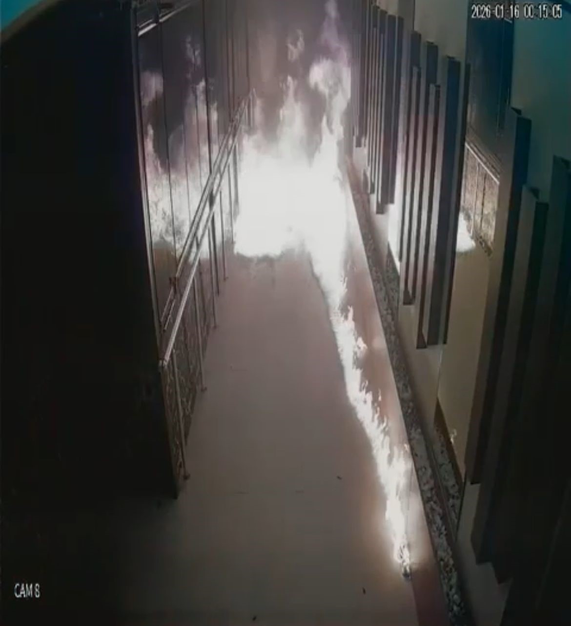 Molotoflu saldırı kamerada, suç örgütü özel harekât baskınıyla yakalandılar
