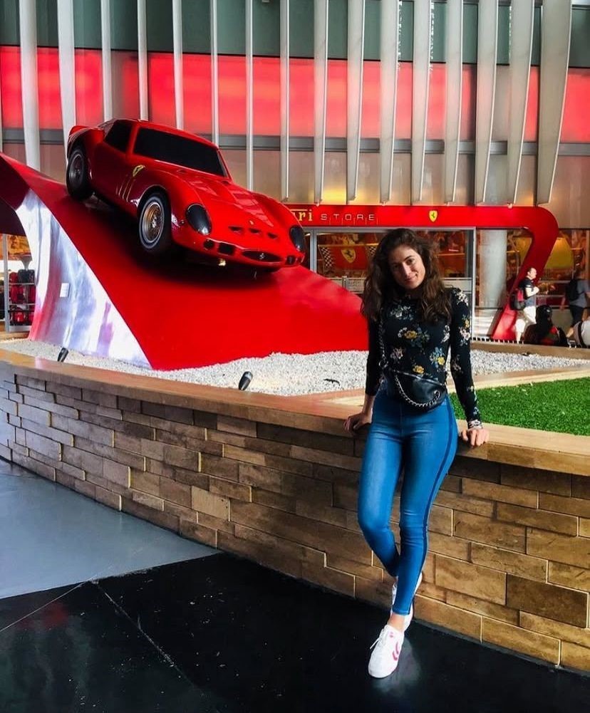 Motosiklet kazasında engelli kalan genç kız, hayata basketbolla tutundu
