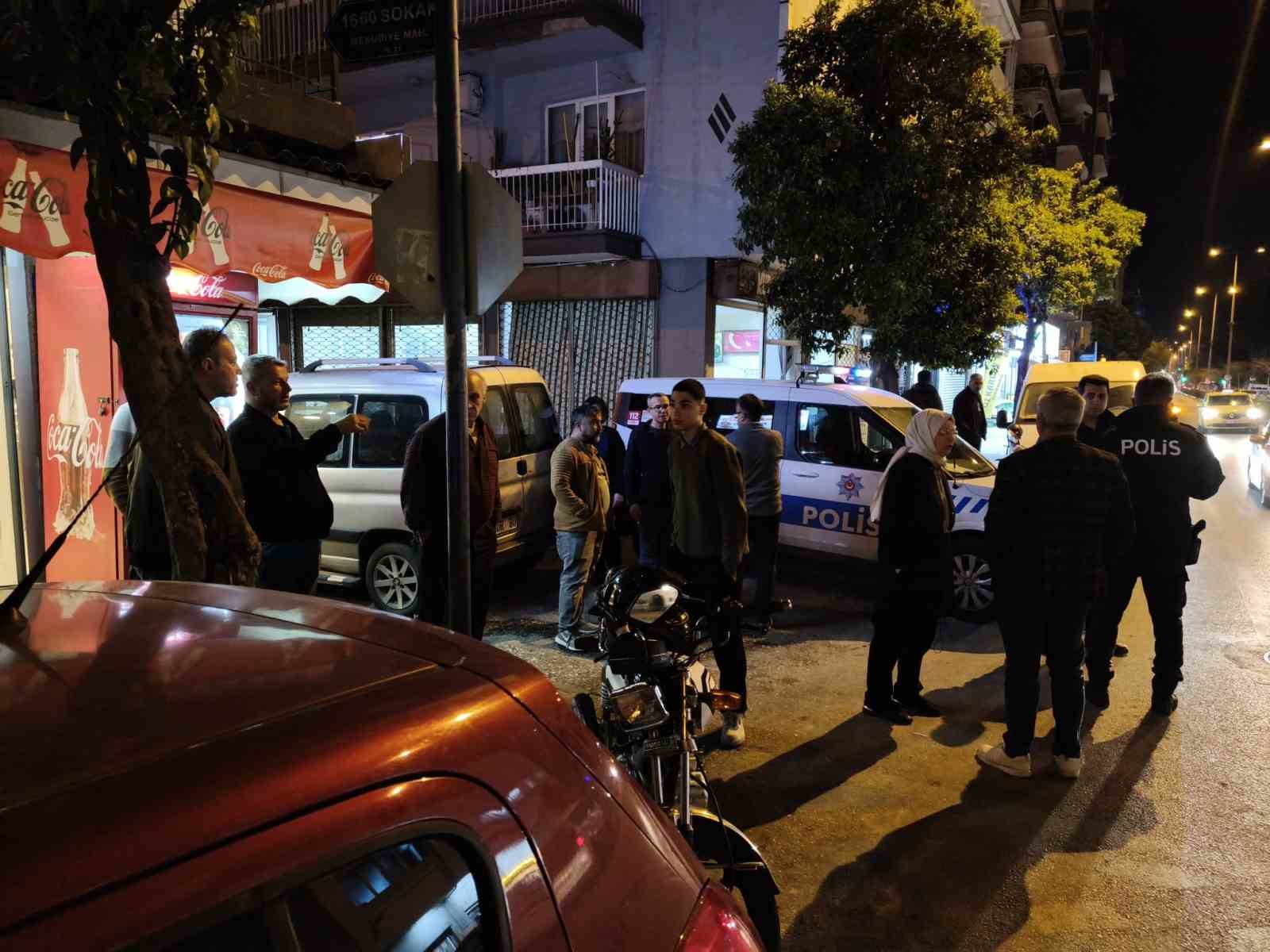 Motosiklet sürücüsünün ölümden döndüğü kaza kamerada
