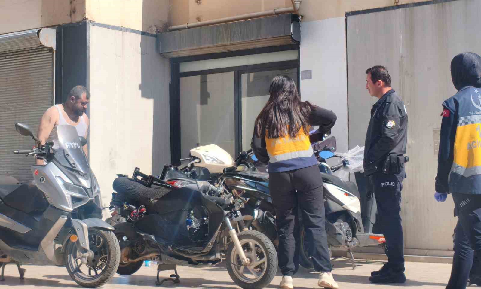 Motosiklet tamirhanesindeki yangın korkuttu
