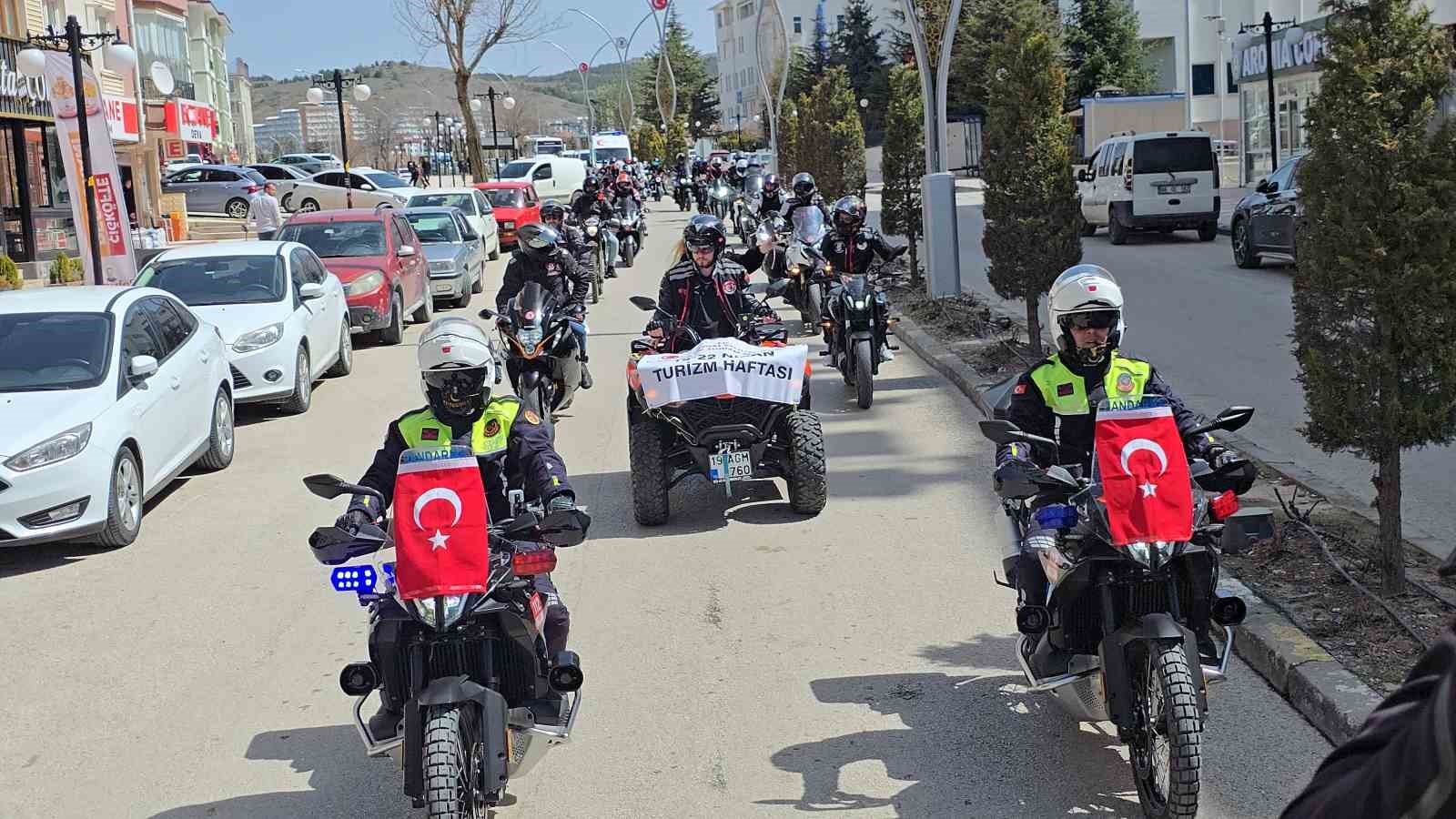 Motosiklet tutkunları Çamlık Milli Parkı’nda buluştu
