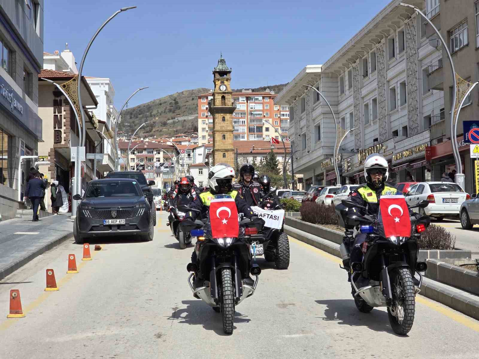 Motosiklet tutkunları Çamlık Milli Parkı’nda buluştu
