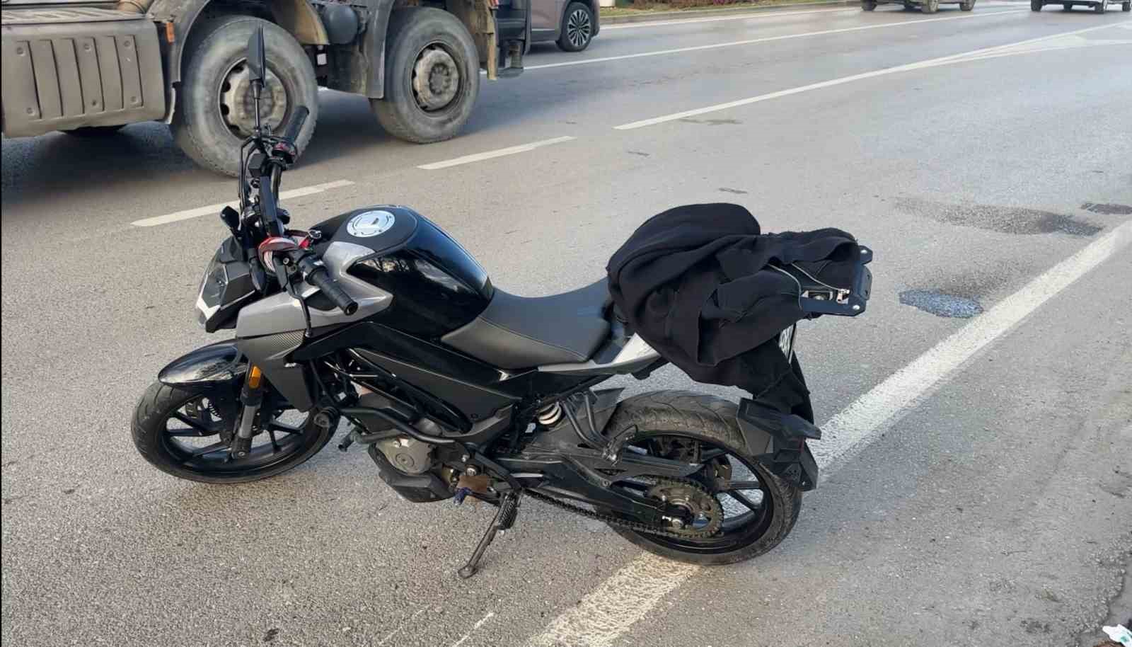 Motosikletin çarptığı yaya yaralandı
