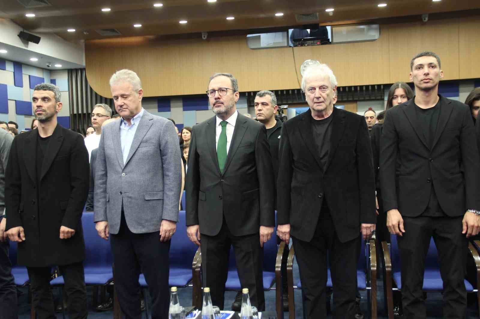 Motosikletin şampiyonları kupalarına İzmir’de kavuştu
