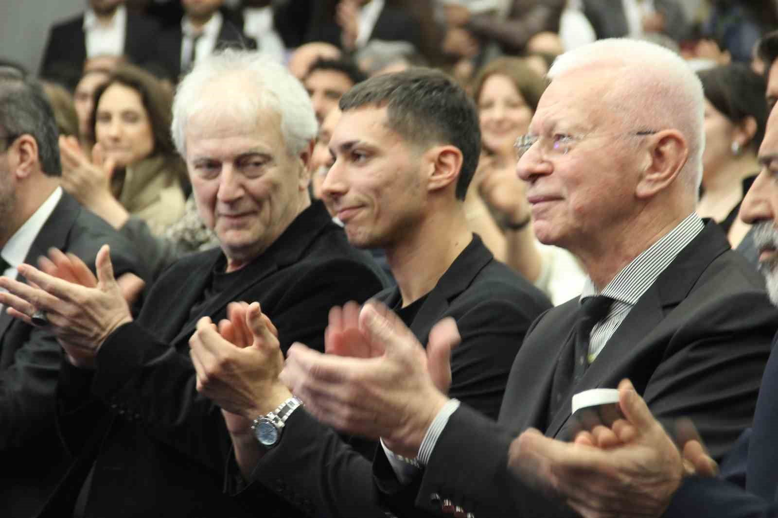 Motosikletin şampiyonları kupalarına İzmir’de kavuştu
