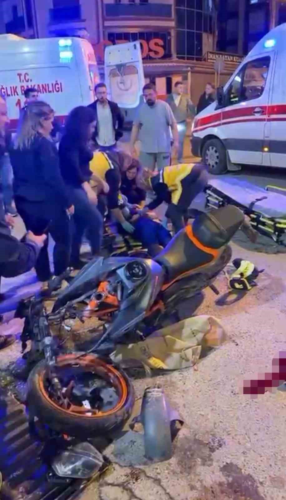 Motosikletli genç trafik kazasında hayatını kaybetti
