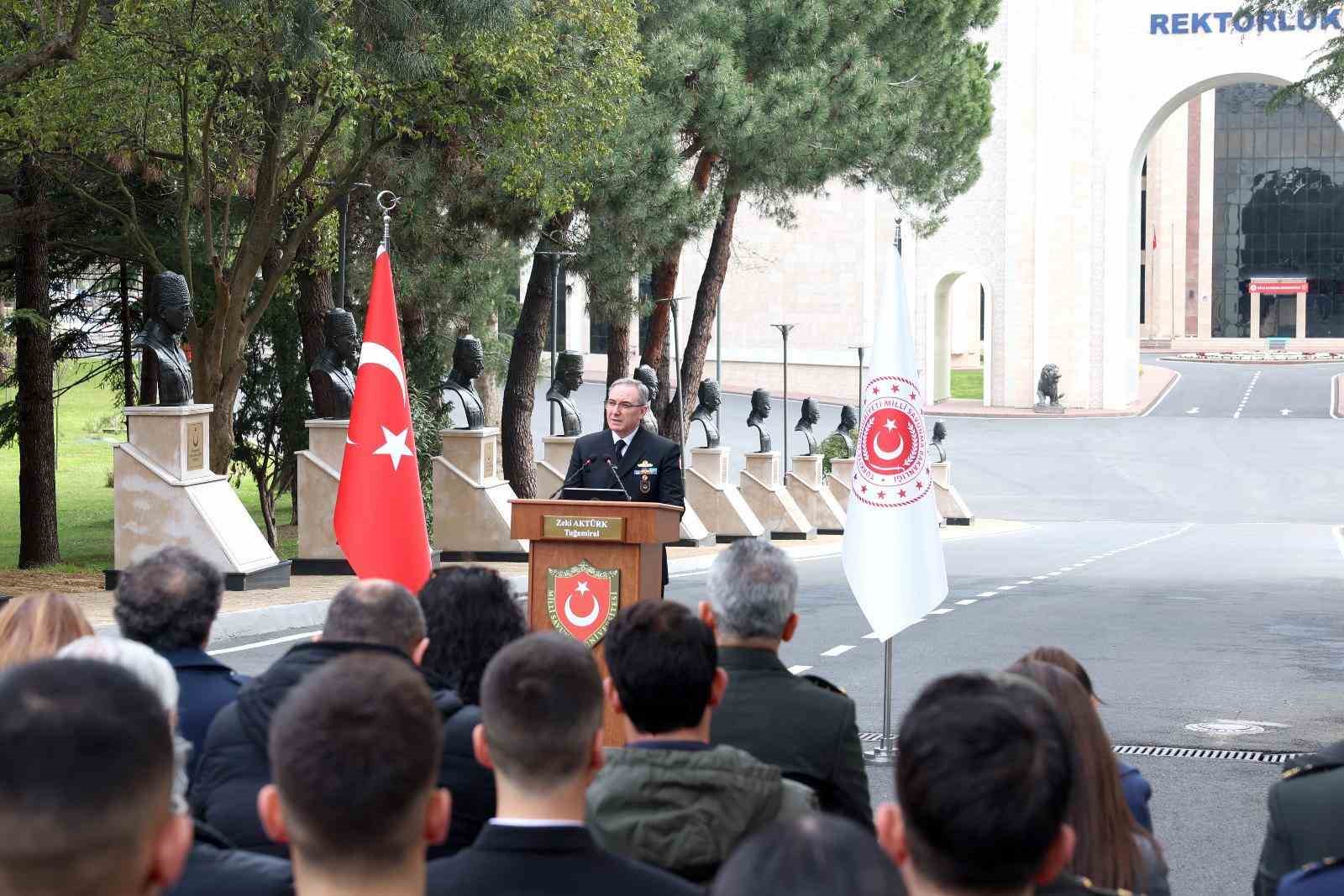 MSB: "Komando tugaylarının sayısının artırılmasına yönelik çalışmalar başlatılmıştır"
MSB: "Komando tugaylarının sayısının artırılmasına yönelik çalışmalar başlatılmıştır"