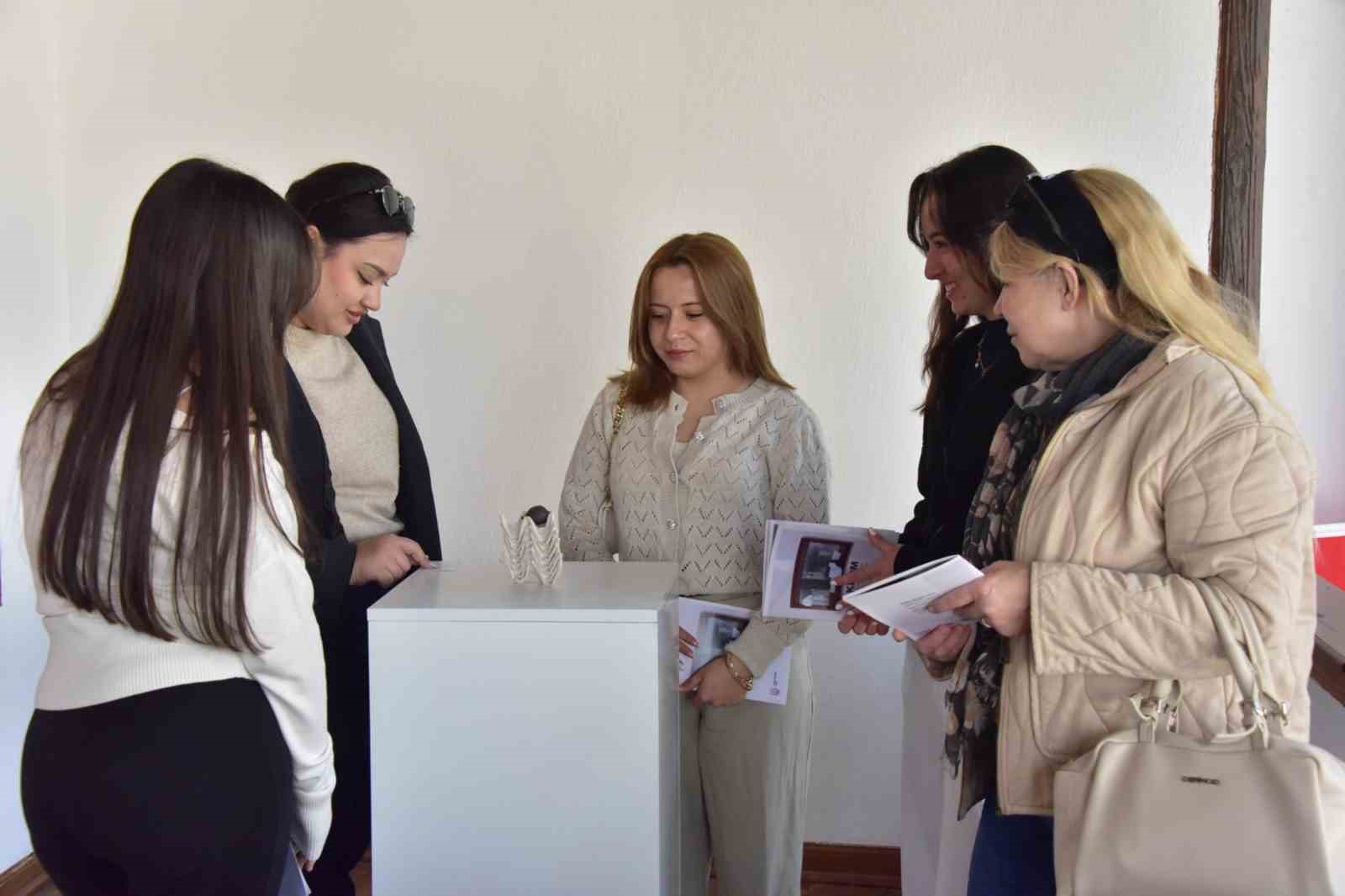 MSKÜ BİO’da ‘Akrom’ sergisi sanatseverlerle buluştu
