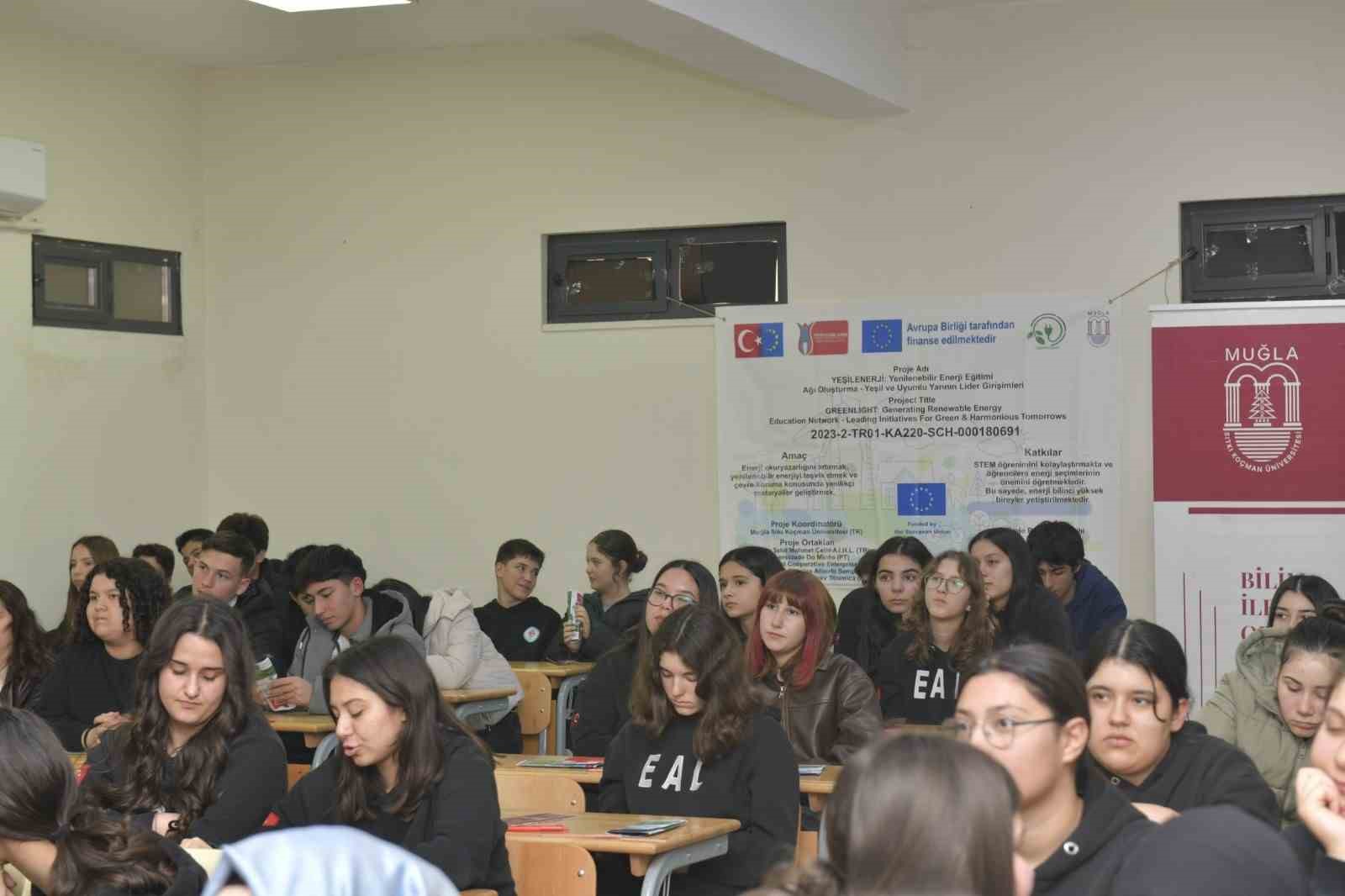 MSKÜ’de Enerji Okuryazarlığı etkinliği gerçekleştirildi
MSKÜ’de Enerji Okuryazarlığı etkinliği gerçekleştirildi