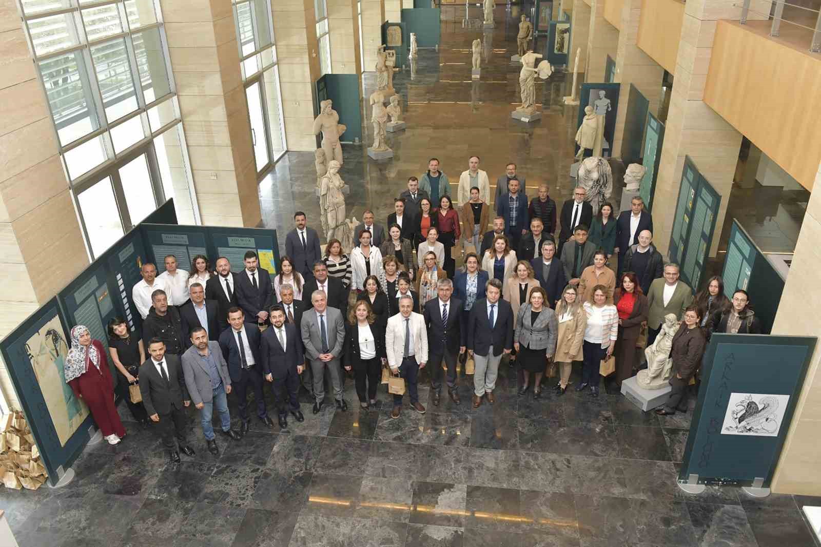 MSKÜ’de geleneksel bayramlaşma töreni yapıldı
