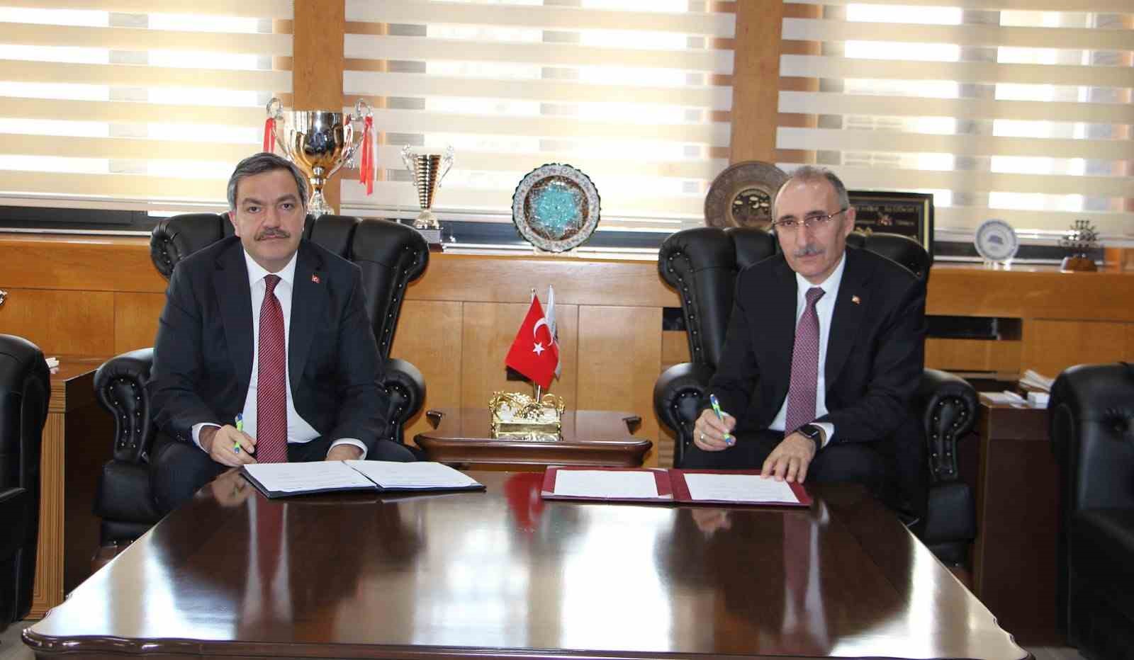 MTÜ ile Fırat Üniversitesi Arasında Bilimsel İş Birliği protokolü
