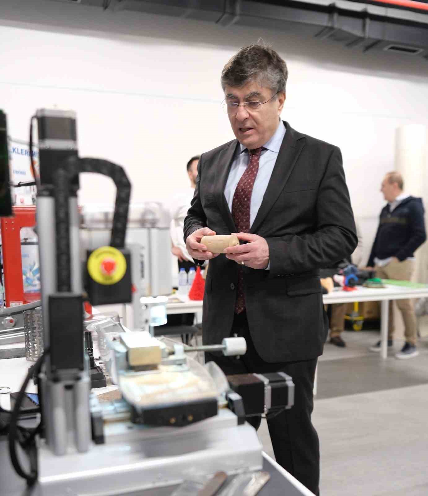 Mudanya Üniversitesi’nde gelecek konuşuldu
