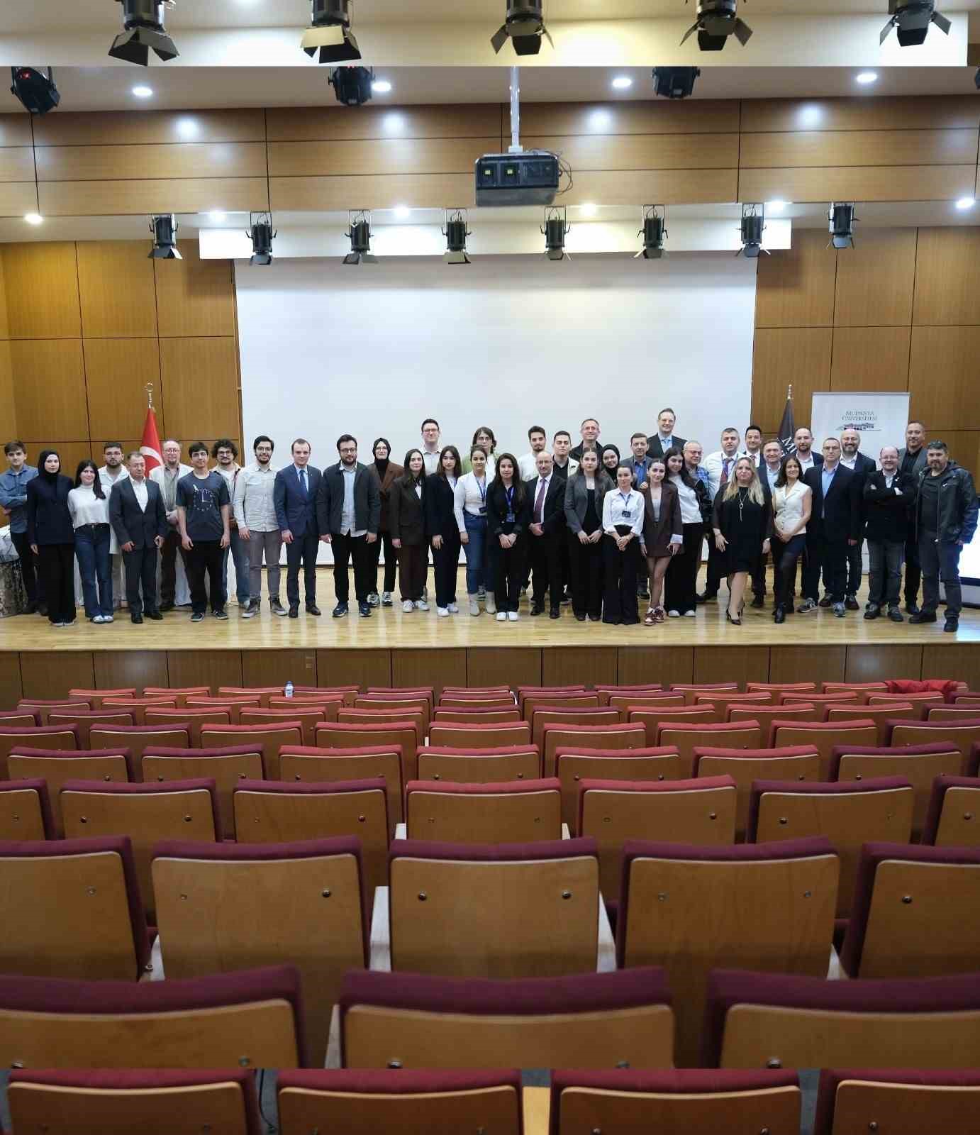 Mudanya Üniversitesi’nde gelecek konuşuldu
