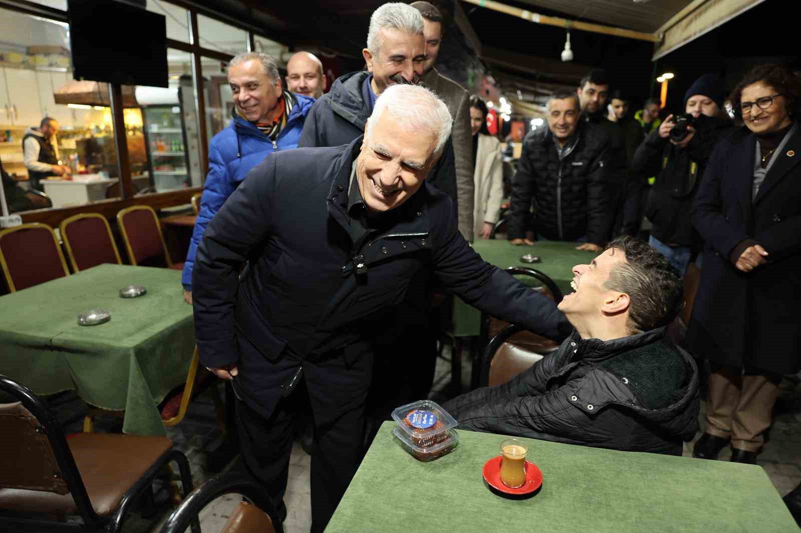 Mudanya’da gönüller bir oldu sofralar bereketle doldu
Mudanya’da gönüller bir oldu sofralar bereketle doldu