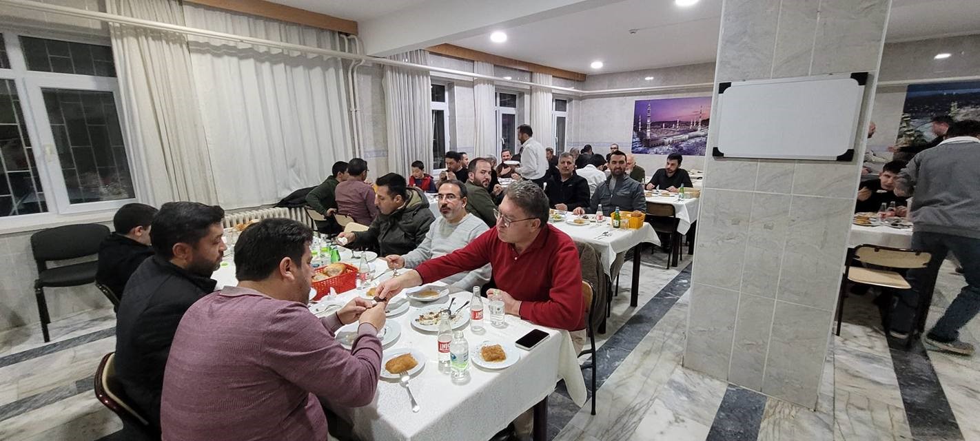 Müftülük personelleri iftarda bir araya geldi
