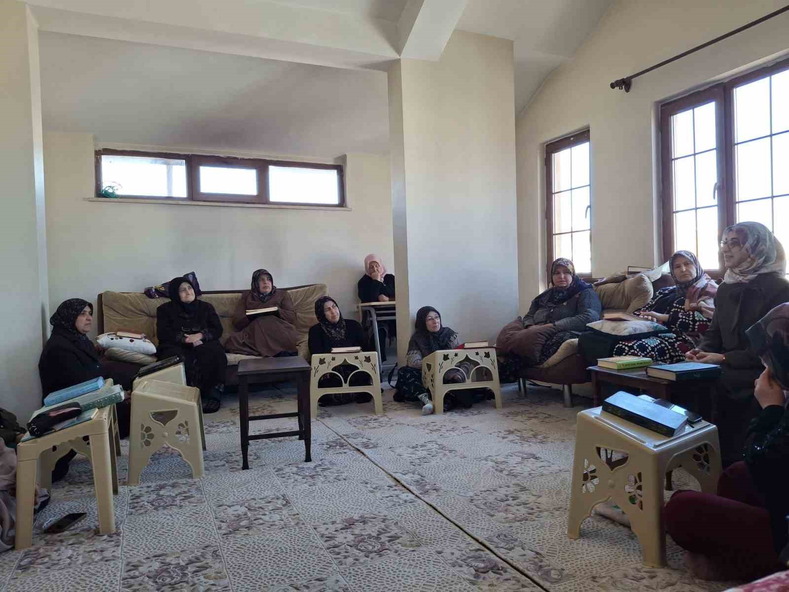 Müftülükten kadınlara yönelik sohbet programları
