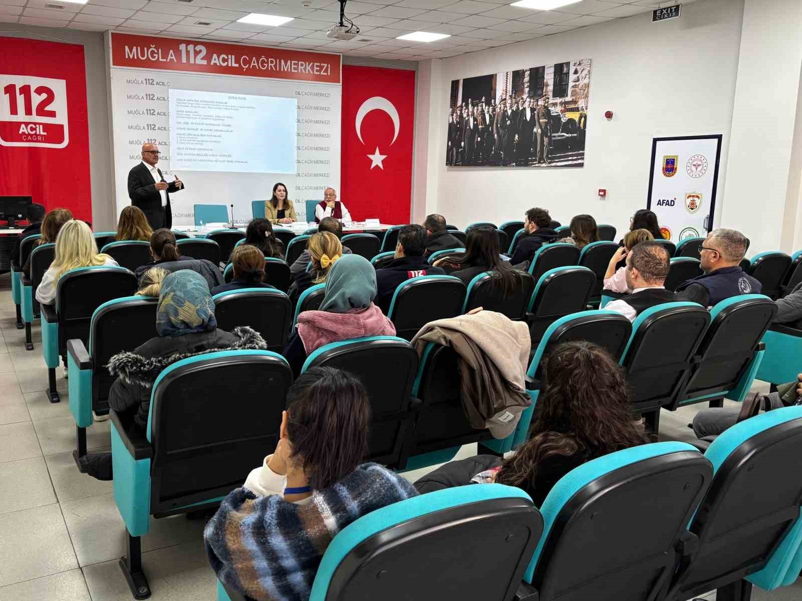 Muğla 112’de personellerine hukuk eğitimi
