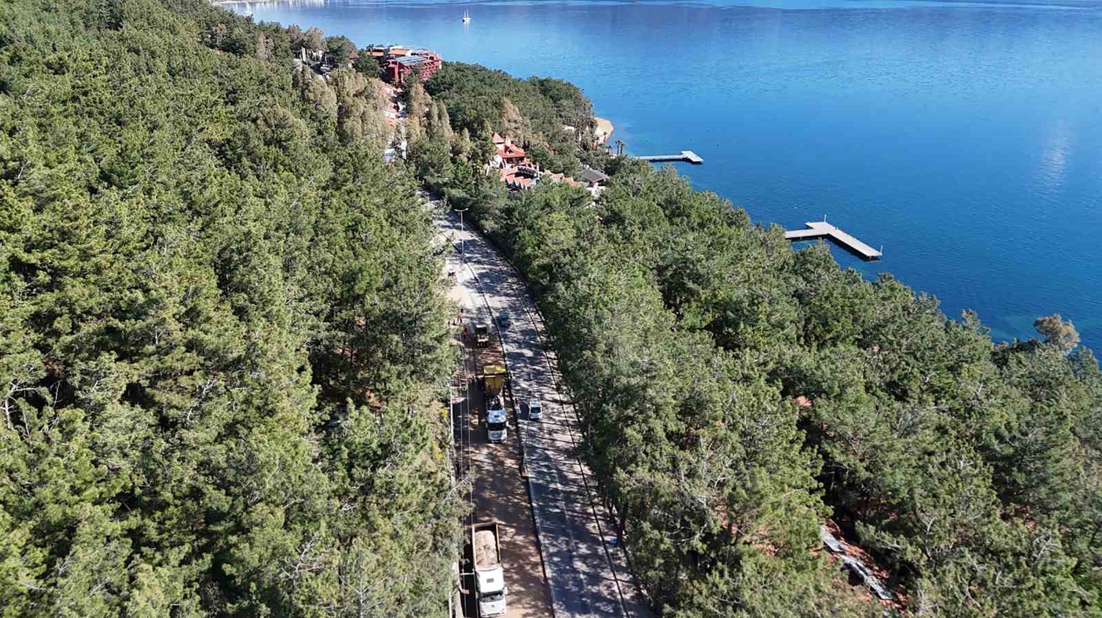 Muğla Büyükşehir 2 yılda 537 kilometre yol yaptı
