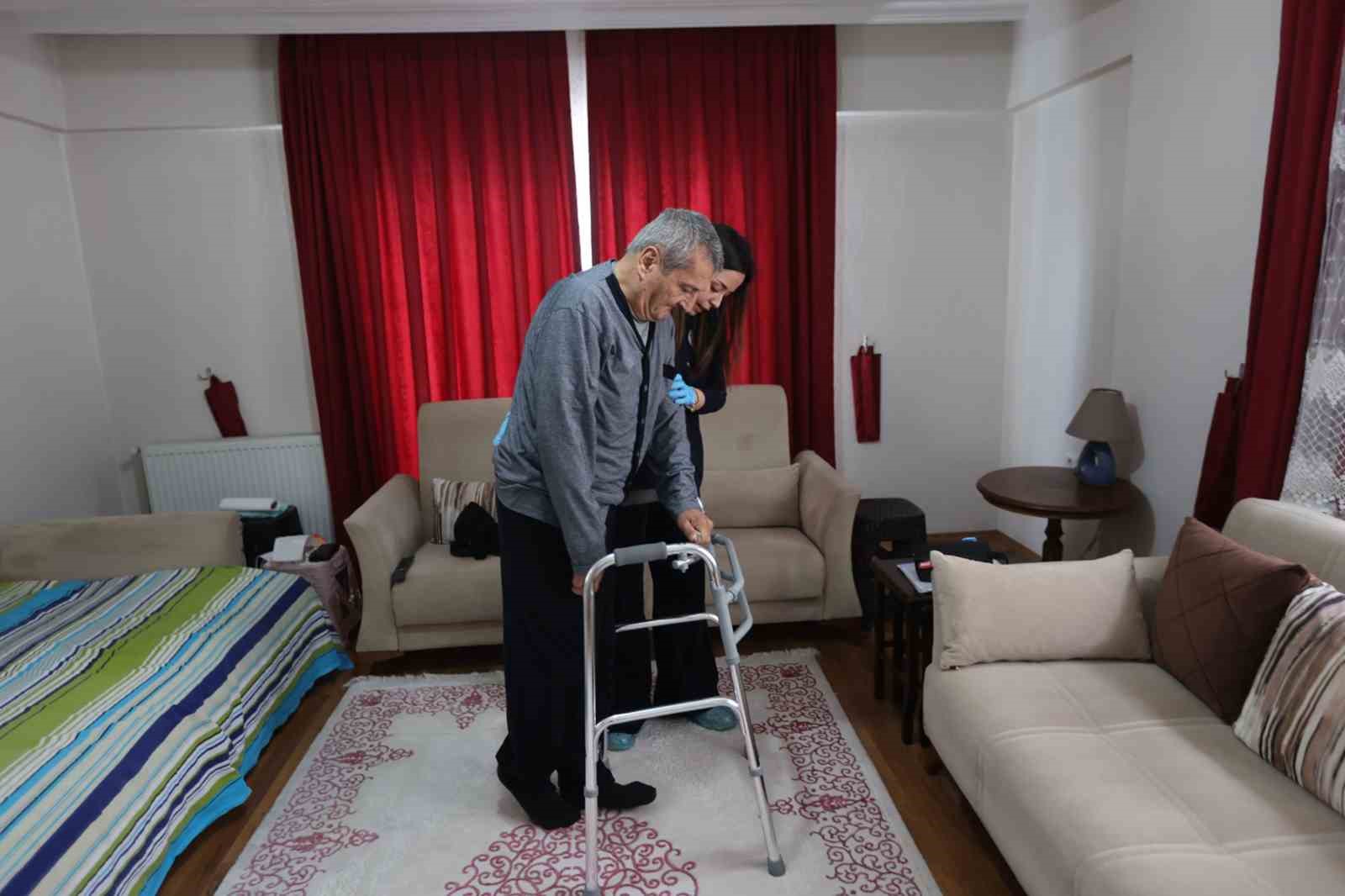 Muğla Büyükşehir’in Fizyoterapi hizmeti hastaların ayağına gidiyor
