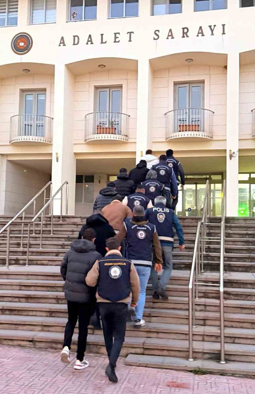 Muğla Emniyet Müdürlüğü 2025 yılında 2 bin 346 aranan şahsı yakaladı
