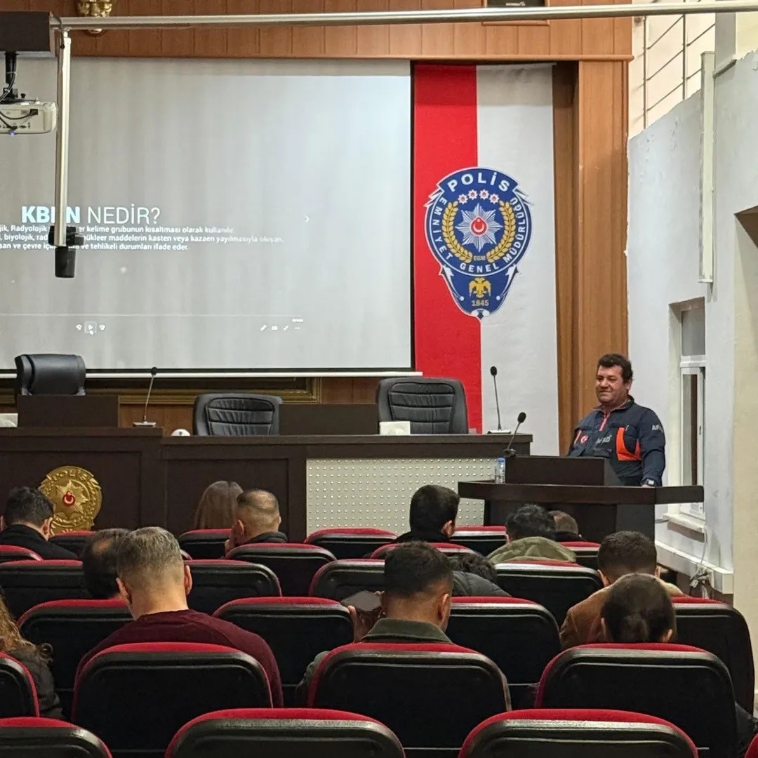 Muğla emniyetinde KBRN tehditlerine karşı eğitim
