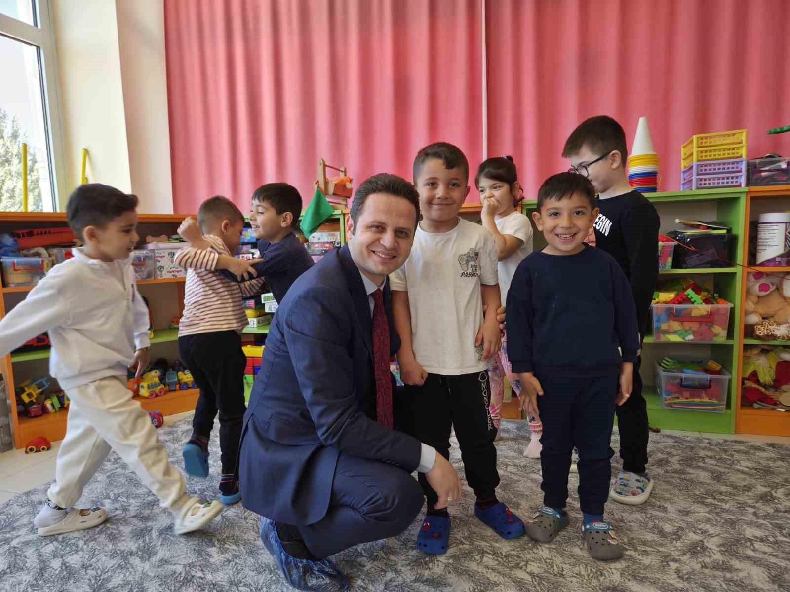 Muğla İl Milli Eğitim Müdürü Çay miniklerle bir araya geldi
