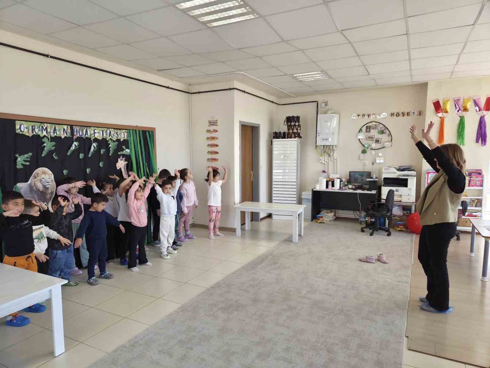 Muğla İl Milli Eğitim Müdürü Çay miniklerle bir araya geldi
