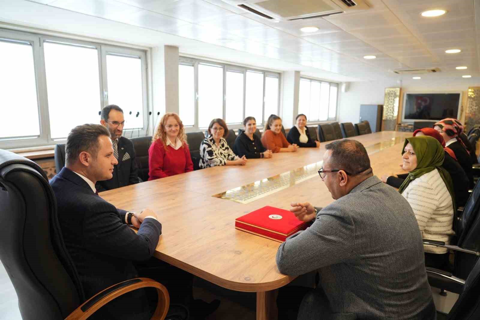 Muğla Olgunlaşma Enstitüsü tarafından "Bayrak Sevgisi" el emeğiyle taçlandı
