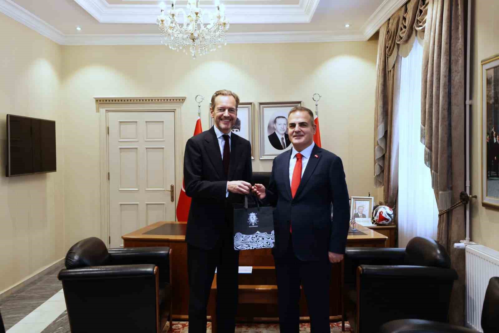 Muğla Valisi Akbıyık, Belçika Büyükelçisi Van de Velde’yi ağırladı
