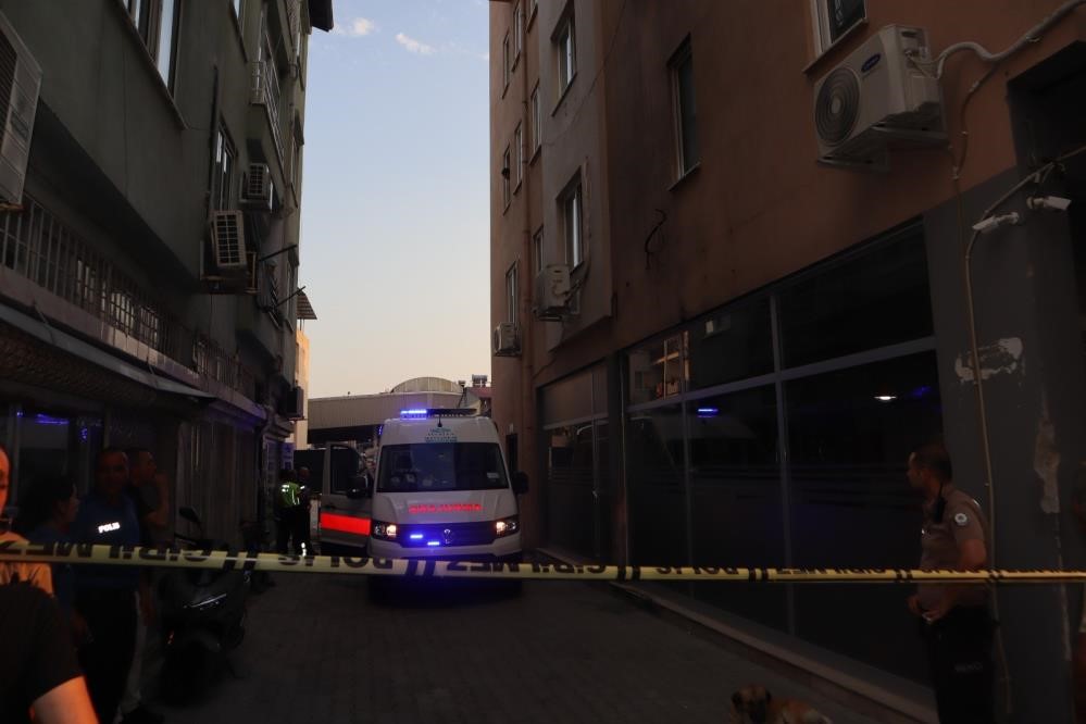 Muğla’da baba ve oğlunun hayatını kaybettiği cinayette ilk duruşma görüldü
Muğla’da baba ve oğlunun hayatını kaybettiği cinayette ilk duruşma görüldü