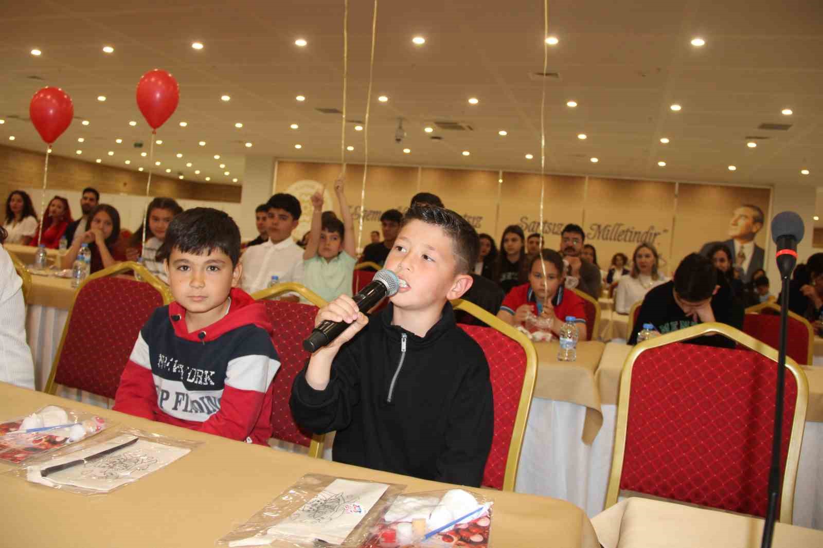 Muğla’da çocukların 23 Nisan talebi güvenlik oldu
