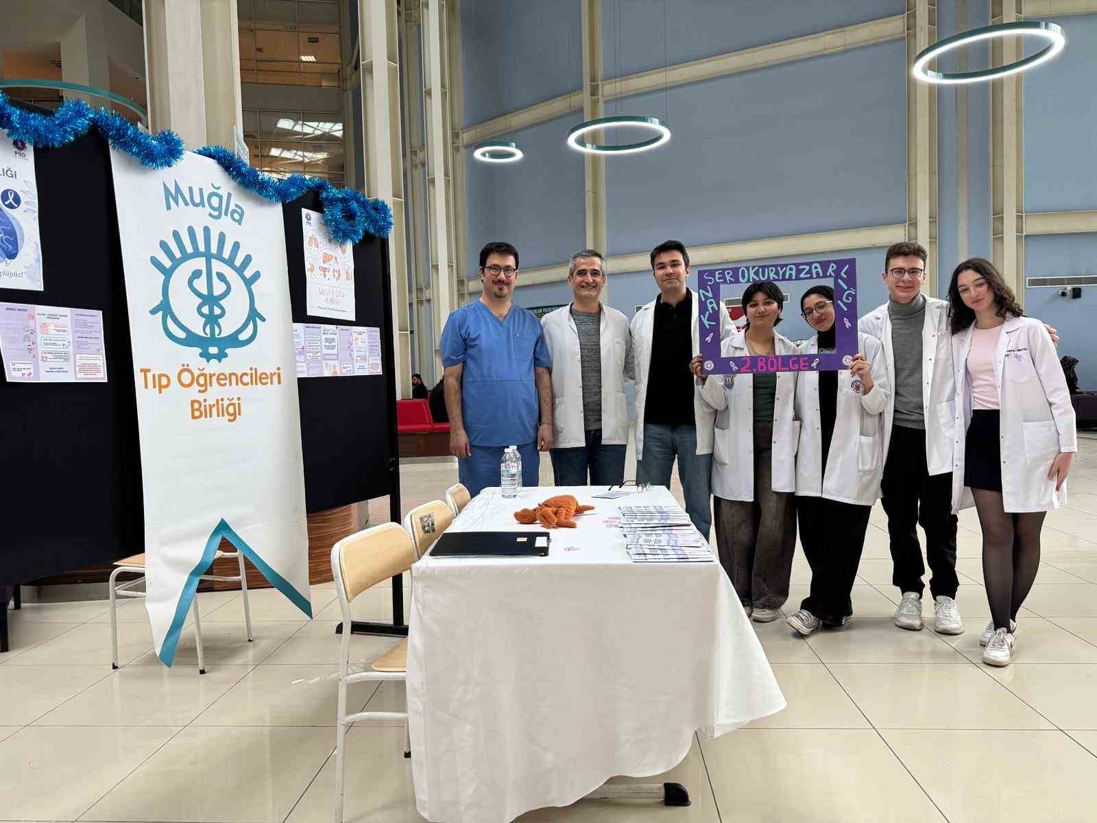 Muğla’da "kanser okuryazarlığı" seferberliği genç tıbbiyelerden önemli adım
