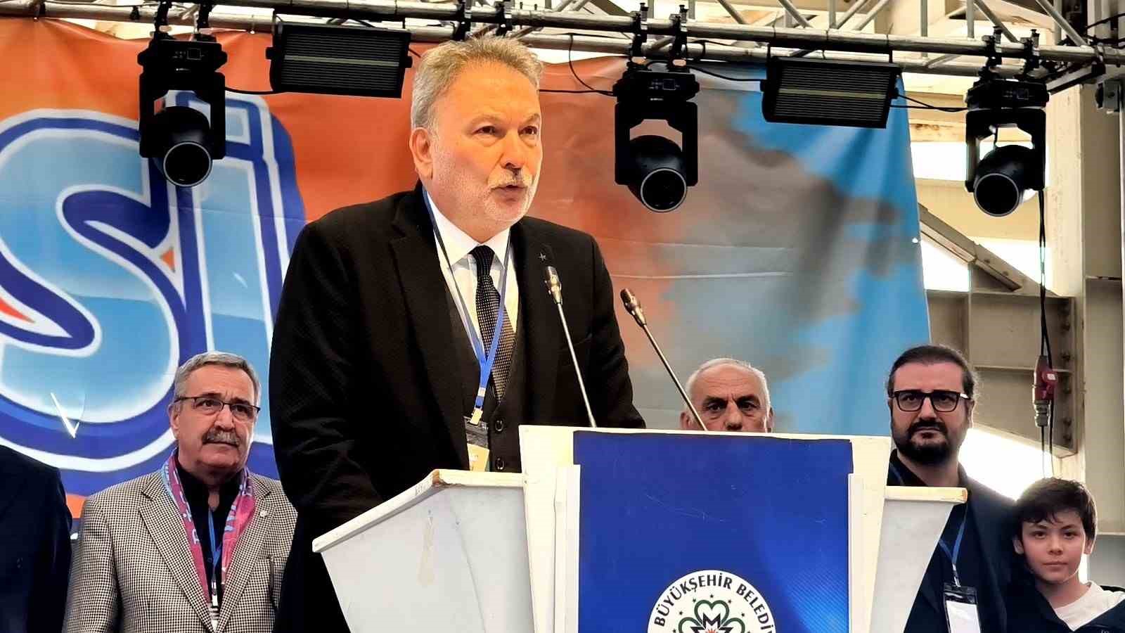 Muğla’da Karadeniz rüzgarı: 5 ton hamsi ikram edildi
