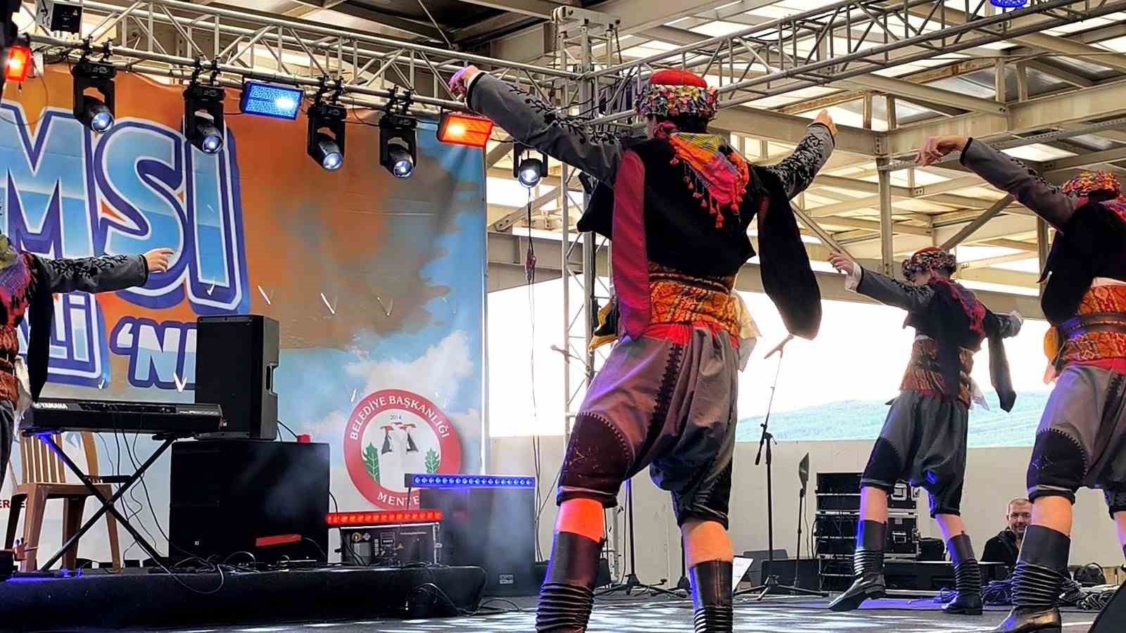 Muğla’da Karadeniz rüzgarı: 5 ton hamsi ikram edildi
