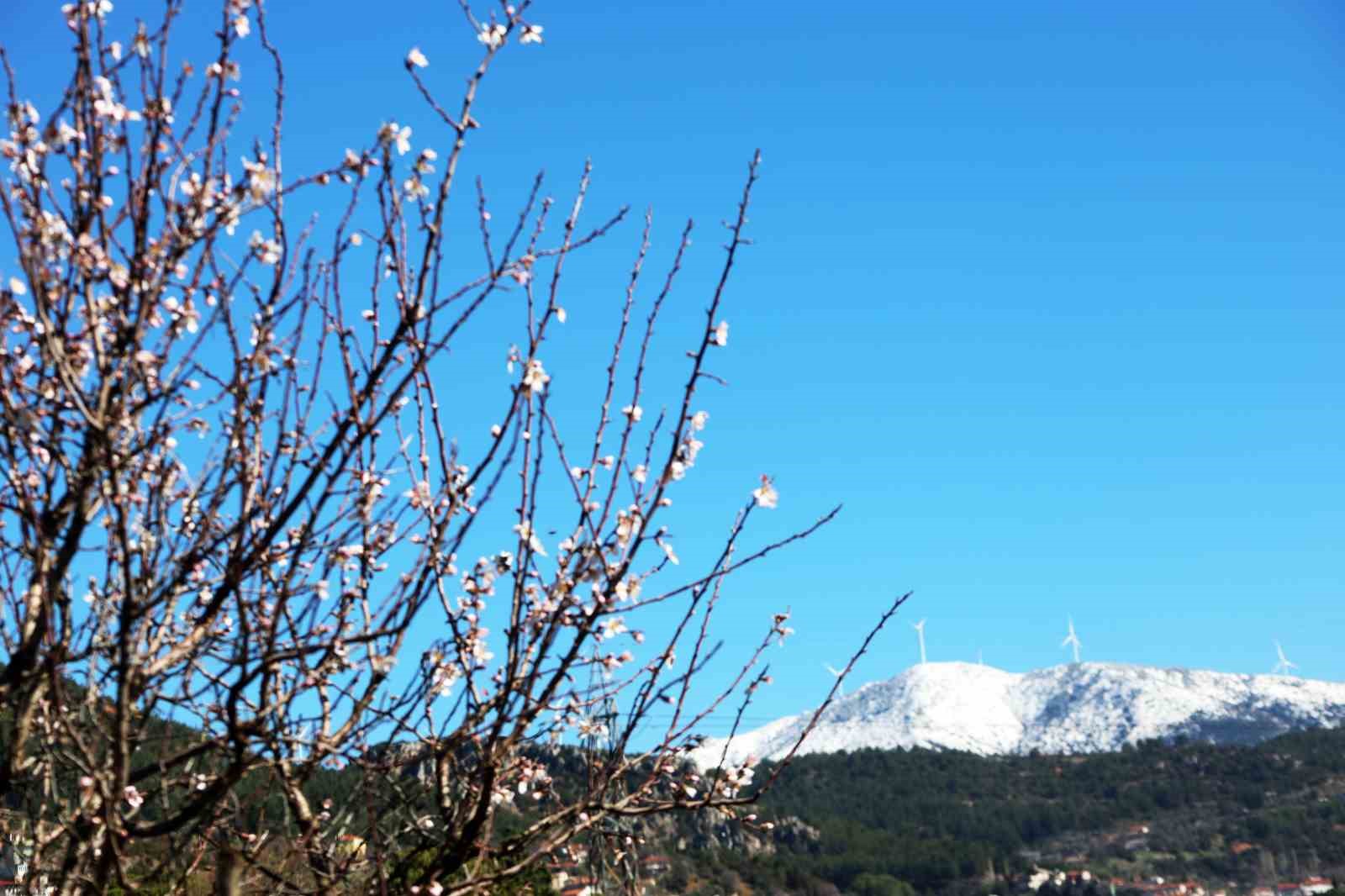 Muğla’da kış ve bahar aynı karede
