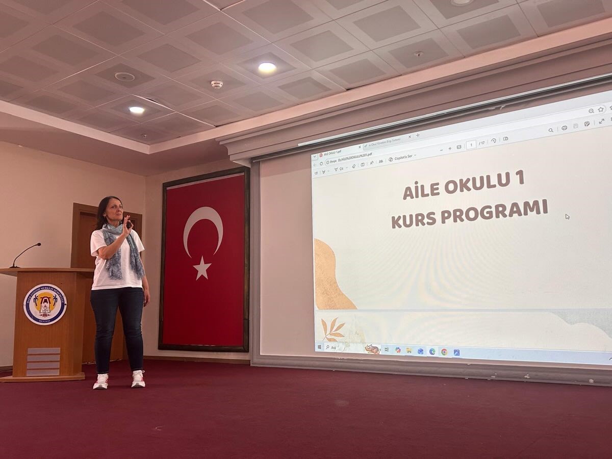 Muğla’da "Maarif Modeli Aile Konferansları" devam ediyor
