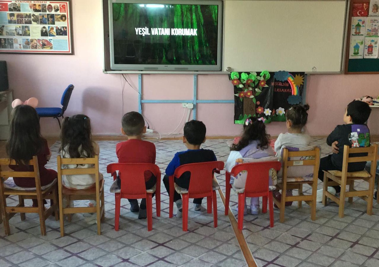 Muğla’da minik kalplere orman sevgisi aşılanıyor
