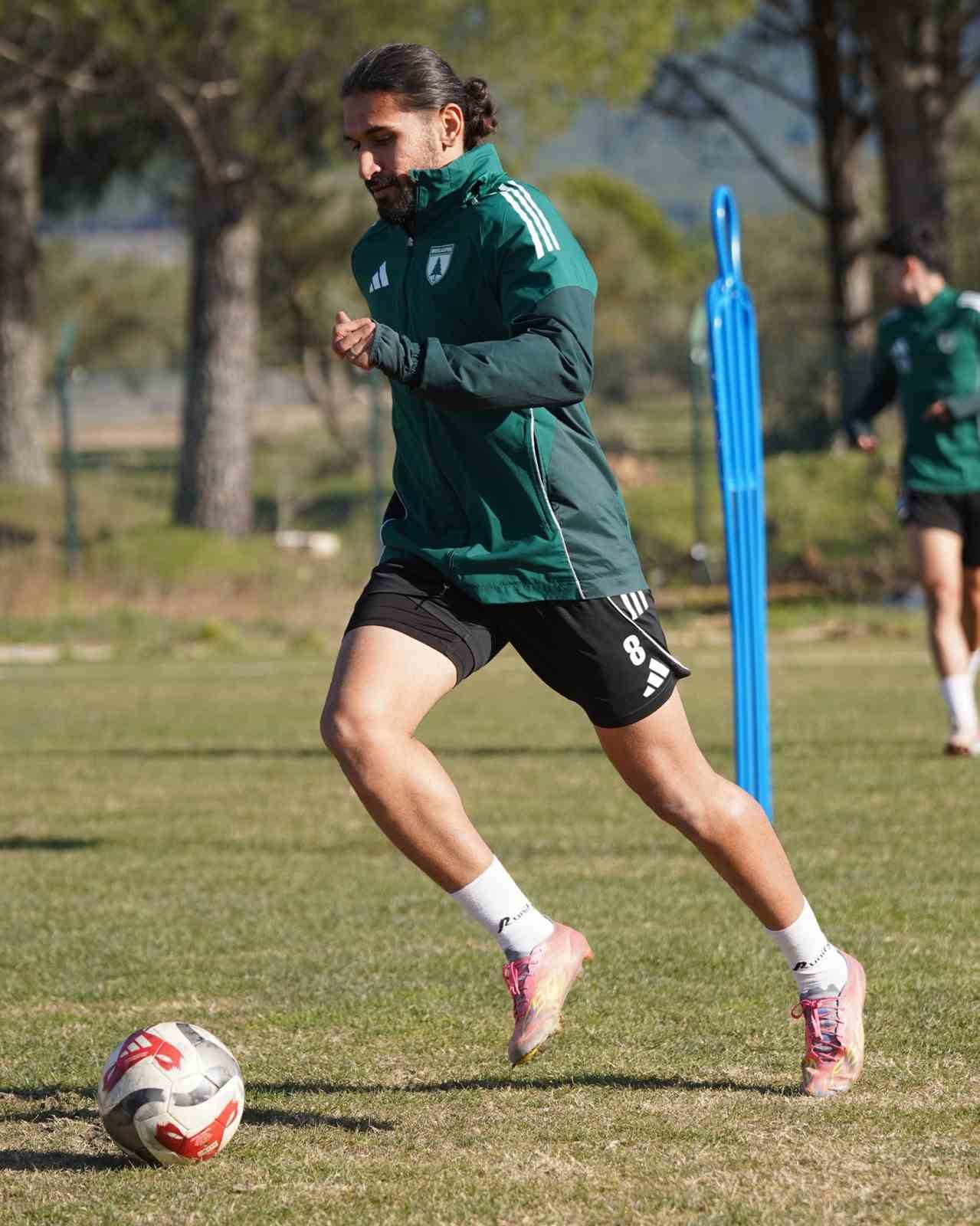 Muğlaspor, Beykoz maçı için sahaya indi
