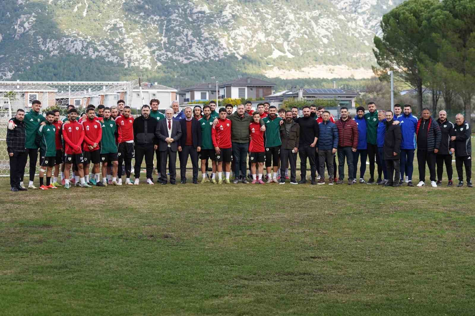 Muğlaspor hazırlık kampı için Antalya’da
