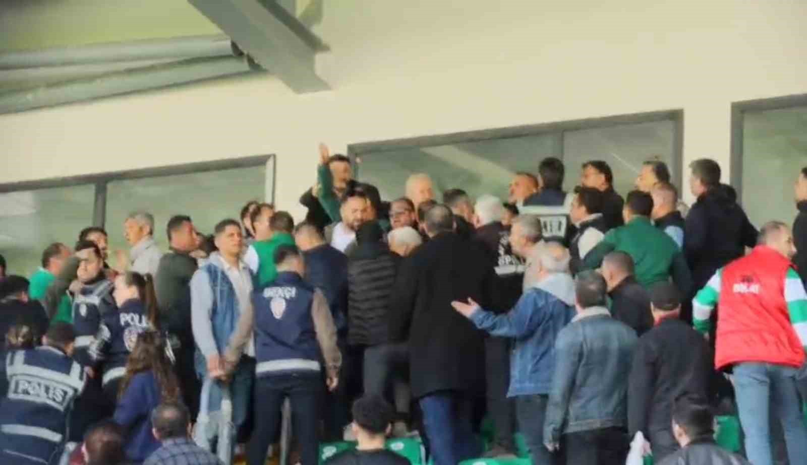 Muğlaspor - Şanlıurfaspor maçının ardından ortalık karıştı
