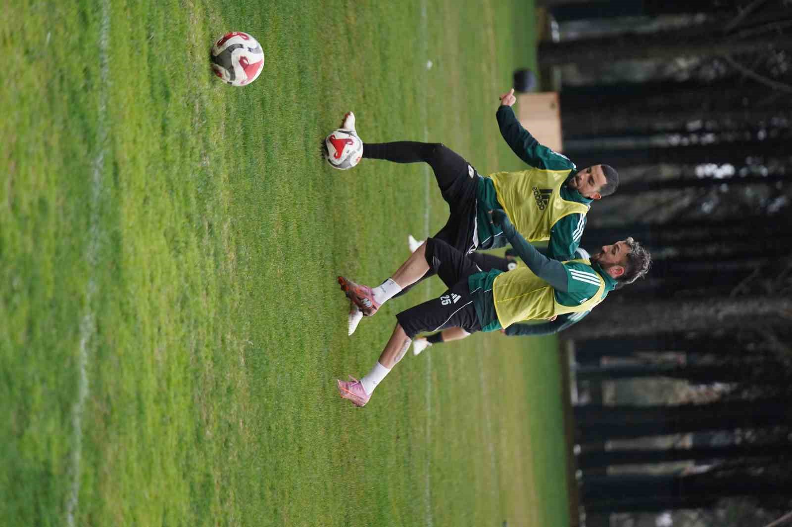 Muğlaspor Teknik Direktörü Besim Durmuş: "Kulübümüz hiç olmadığı kadar iyi hissediyor"
Muğlaspor Teknik Direktörü Besim Durmuş: "Kulübümüz hiç olmadığı kadar iyi hissediyor"