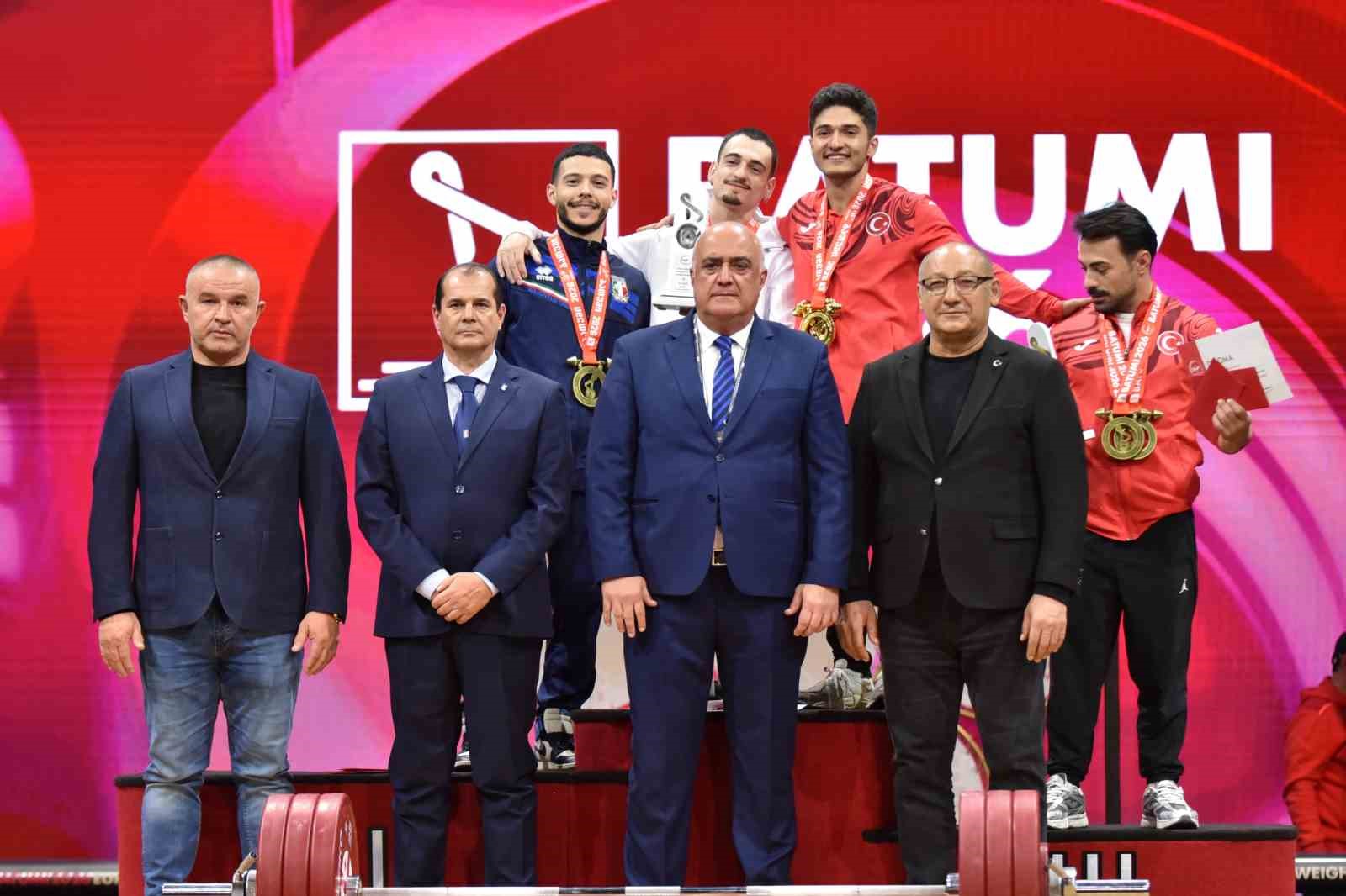 Muhammed Furkan rekorla Avrupa şampiyonu
